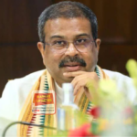 धर्मेंद्र प्रधान के इस्तीफे के बाद राँची में युवाओं का जश्न, मिठाई बांटकर मनाई खुशी | Youth Celebrate in Ranchi After Dharmendra Pradhan’s Resignation