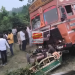 स्वतंत्रता दिवस पर छात्रों की विशाल तिरंगा यात्रा, जयपाल सिंह मुंडा स्टेडियम से अल्बर्ट एक्का चौक तक गूंजे नारे | Students Take Out Grand Tiranga Yatra in Ranchi on Independence Day