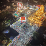 डिज्नीलैंड की थीम पर सजा राँची के अरगोड़ा चौक का भव्य दुर्गा पूजा पंडाल, रंग-बिरंगी रोशनी बनी आकर्षण का केंद्र | Disneyland-Themed Durga Puja Pandal at Ranchi’s Argora Chowk Dazzles with Grand Architecture and Colourful Lights