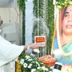 राँची मेन रोड ओवरब्रिज के पास अतिक्रमण पर नगर निगम की कार्रवाई, पथ चौड़ीकरण क्षेत्र से हटाया अवैध निर्माण | Ranchi Municipal Corporation Removes Illegal Encroachment Near Main Road Overbridge for Road Widening