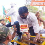 अधिवक्ता अनुष्का चक्रवर्ती की संदिग्ध मौत के मामले में आरोपी पति की गिरफ्तारी की मांग, राँची में कैंडल मार्च | Candle March in Ranchi Demands Arrest of Husband Accused in Advocate Anushka Chakraborty’s Death Case